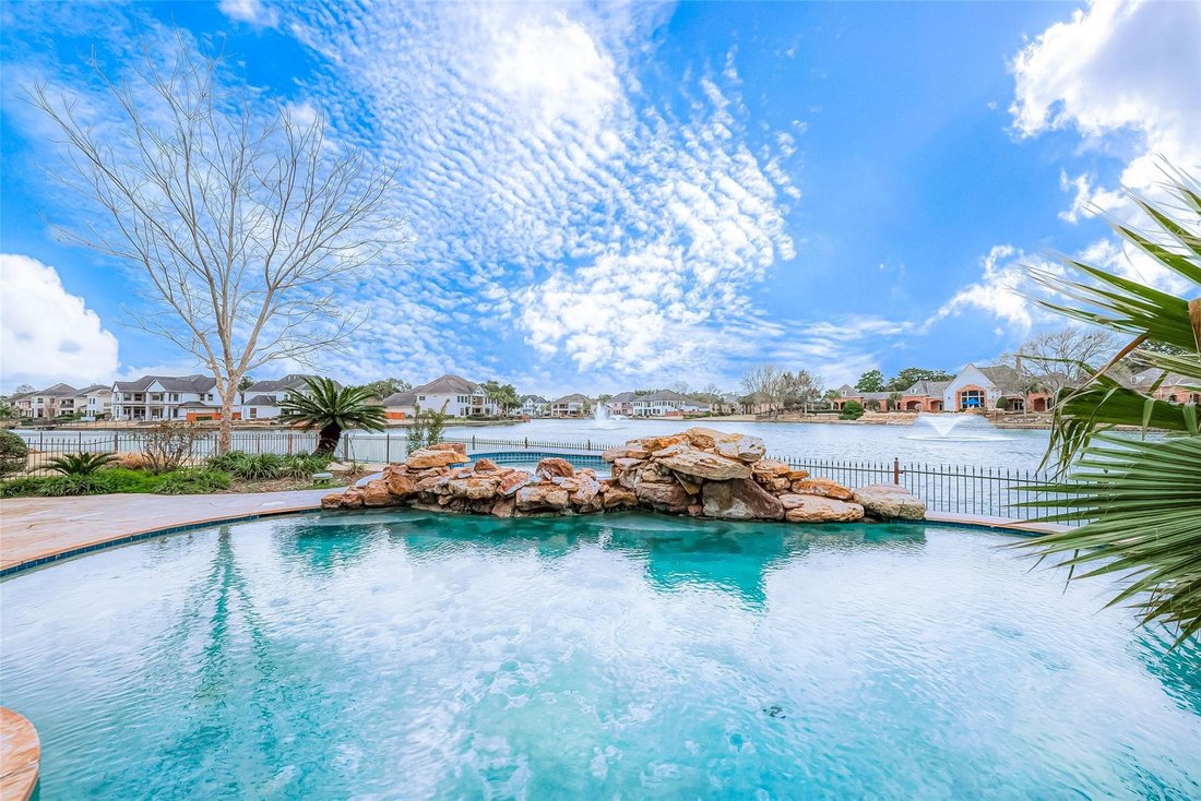 House in Sugar Land, Texas, United States 1 - 18226510