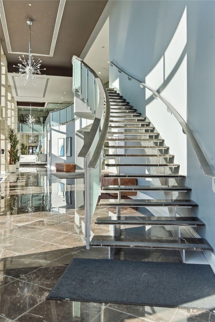 Condo in Fayetteville, Arkansas, United States 3 - 18225774