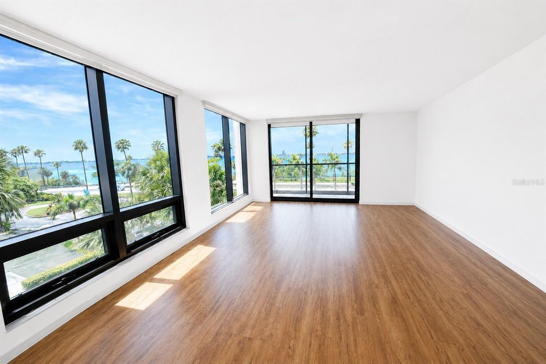 Condo in Sarasota, Florida, United States 4 - 17632799