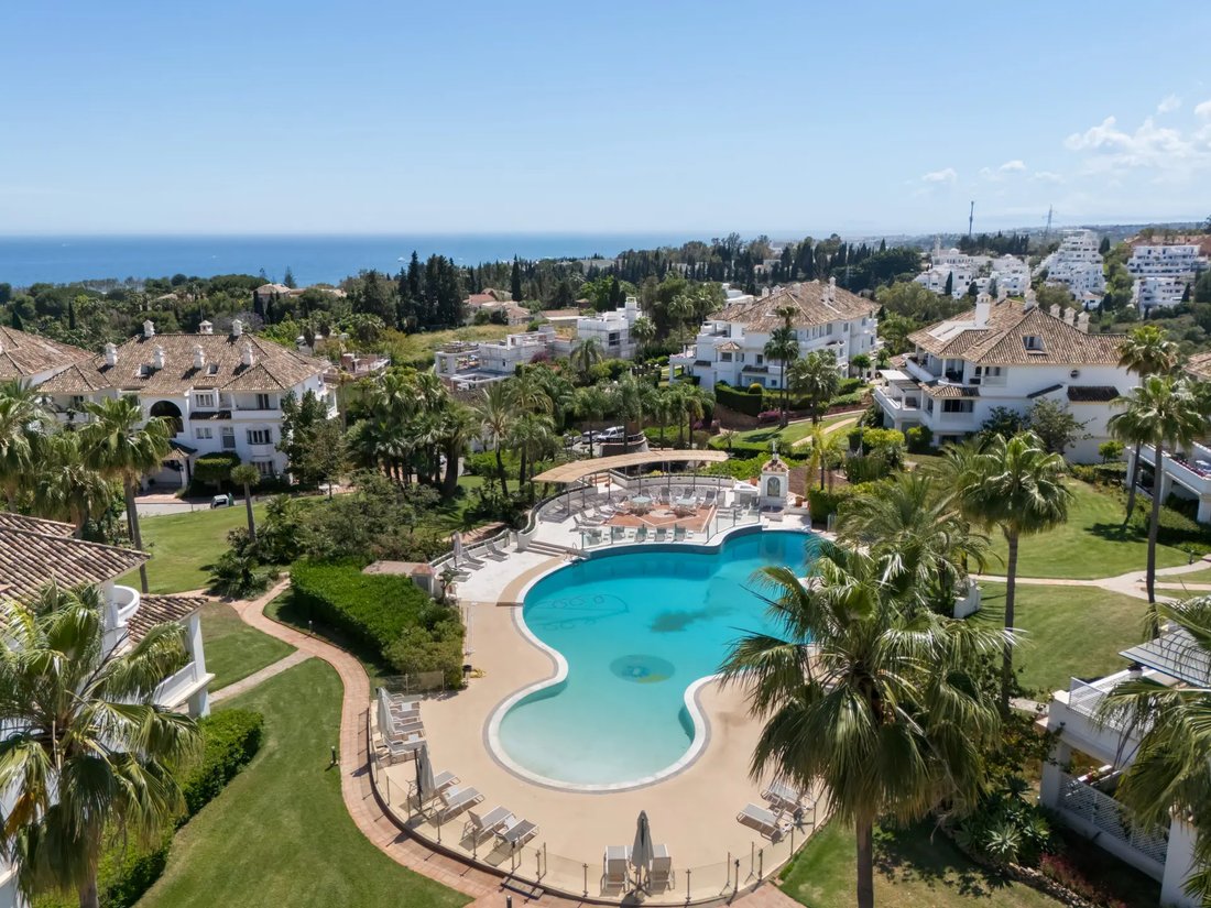 Apartment in Marbella, Andalusia, Spain 1 - 18229782