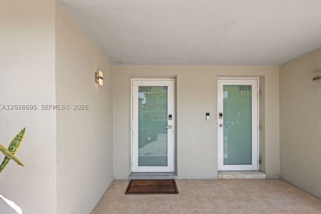 Townhouse in Golden Beach, Florida, United States 4 - 18226390