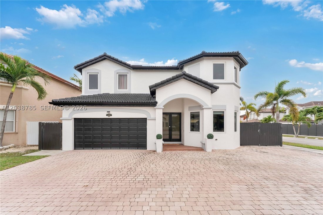 House in Miami, Florida, United States 1 - 18226368