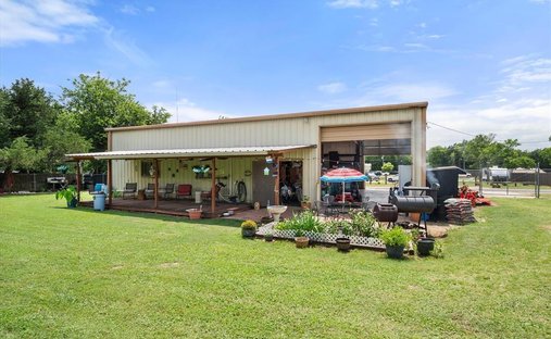 House in Fairfield, Texas, United States 1