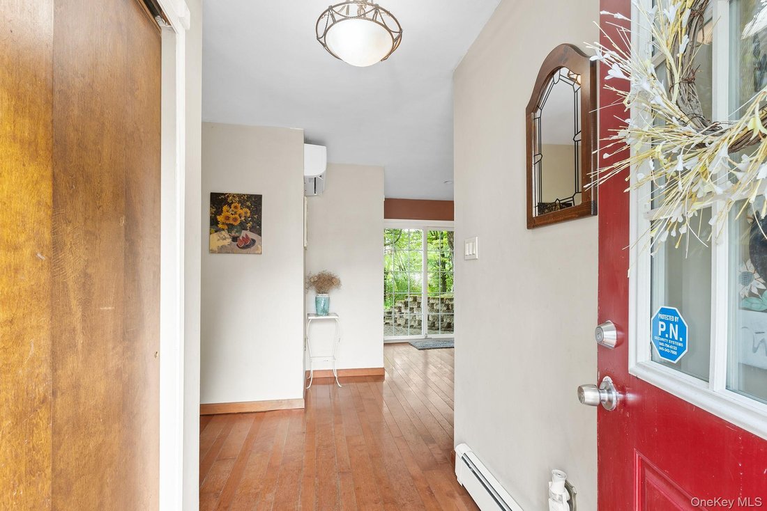 House in Westtown, New York, United States 3 - 18232228