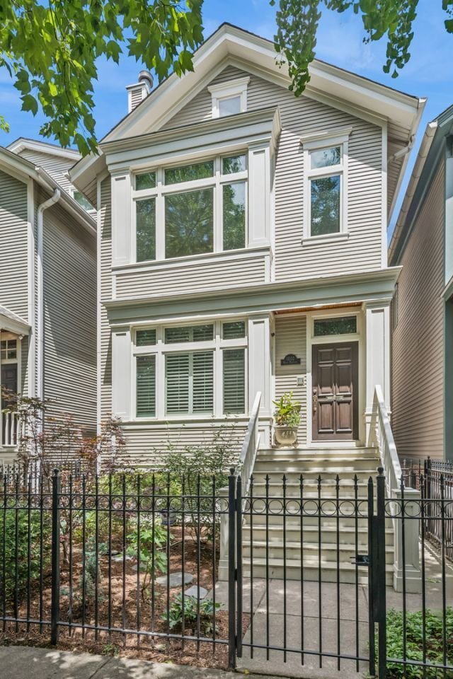 House in Chicago, Illinois, United States 1 - 18228973