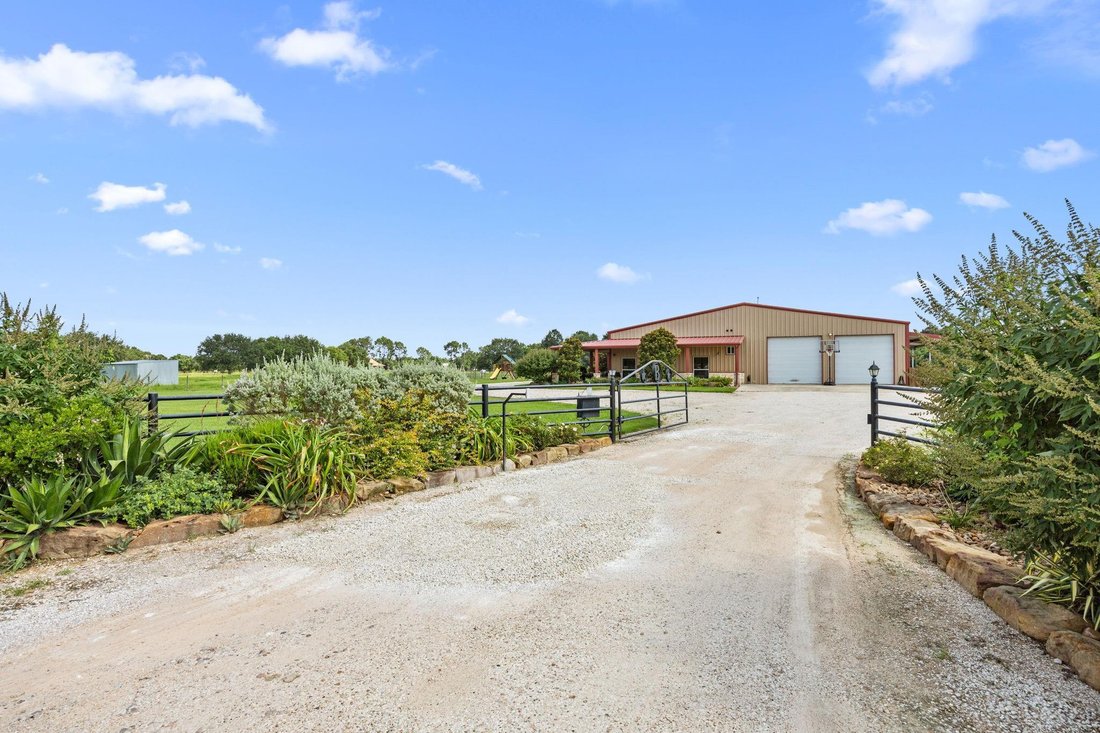 House in Fulshear, Texas, United States 2 - 18226563