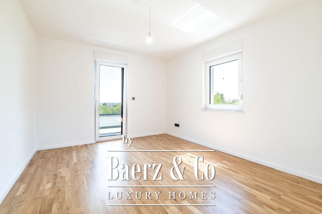 Townhouse in Mjesni odbor Perjavica - Borcec, Zagreb, City of Zagreb 3 - 18227105