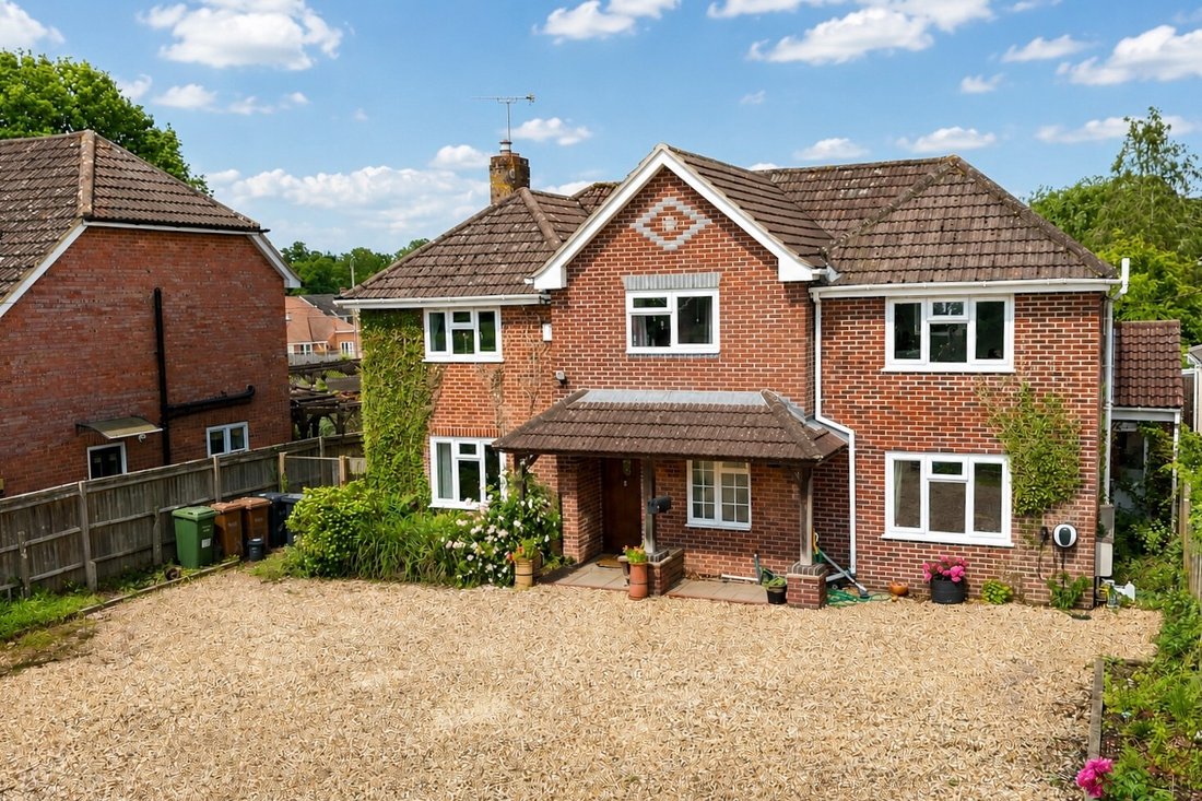 House in West Wellow, East Wellow, England 1 - 18147739