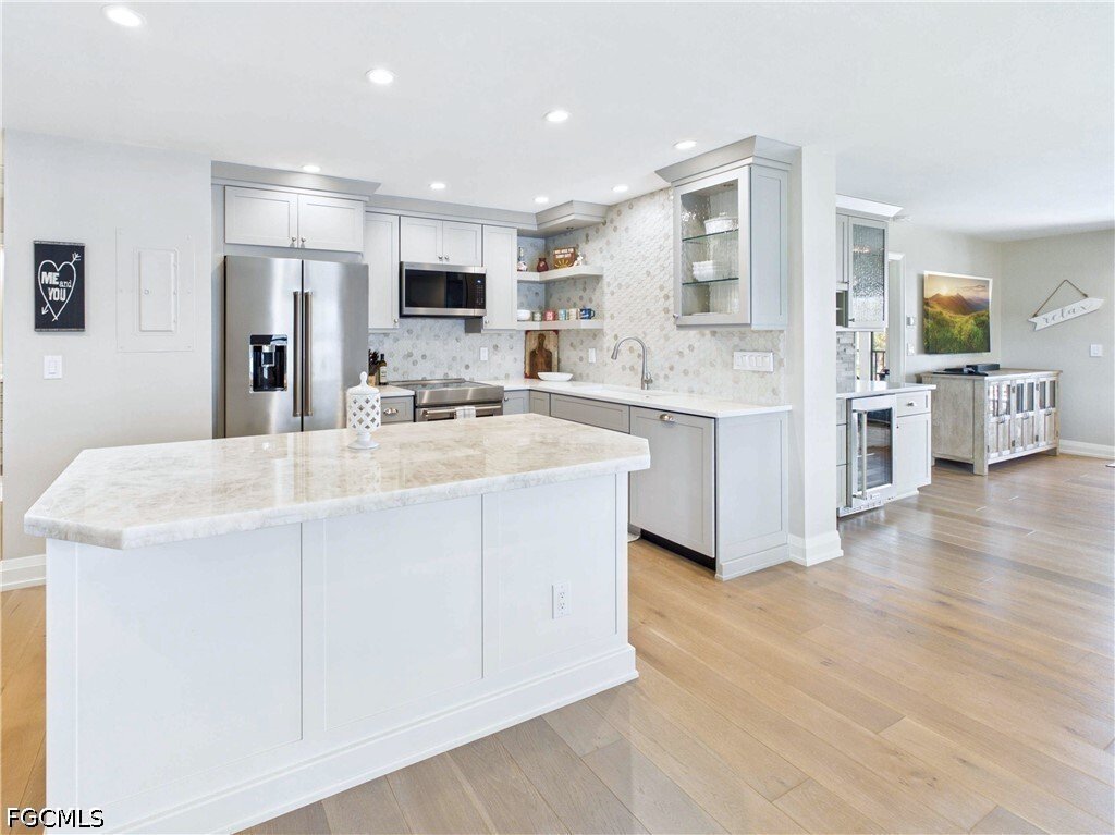 Condo in Marco Island, Florida, United States 5 - 18225787