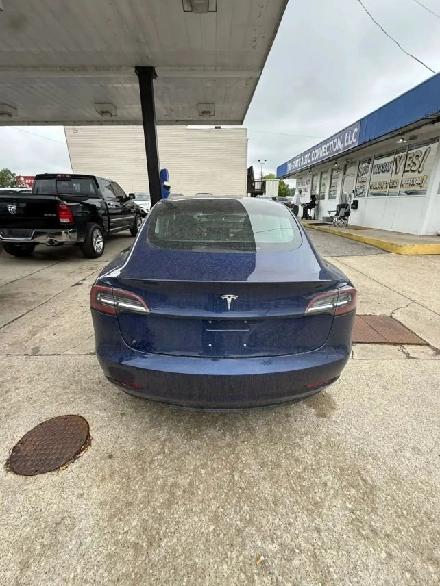 Sedan in Ashland, KY, United States 3 - 17856804