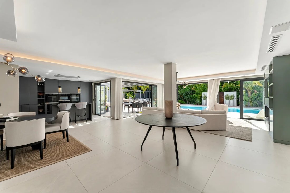 Villa in Nueva Andalucia, Marbella, Spain 2 - 18229903