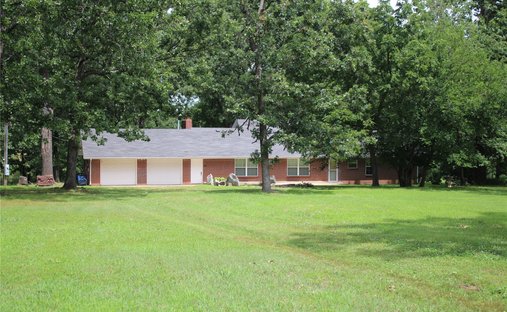 House in Wyandotte, Oklahoma, United States 1