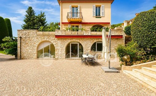 House in Collines, Le Cannet, France 1