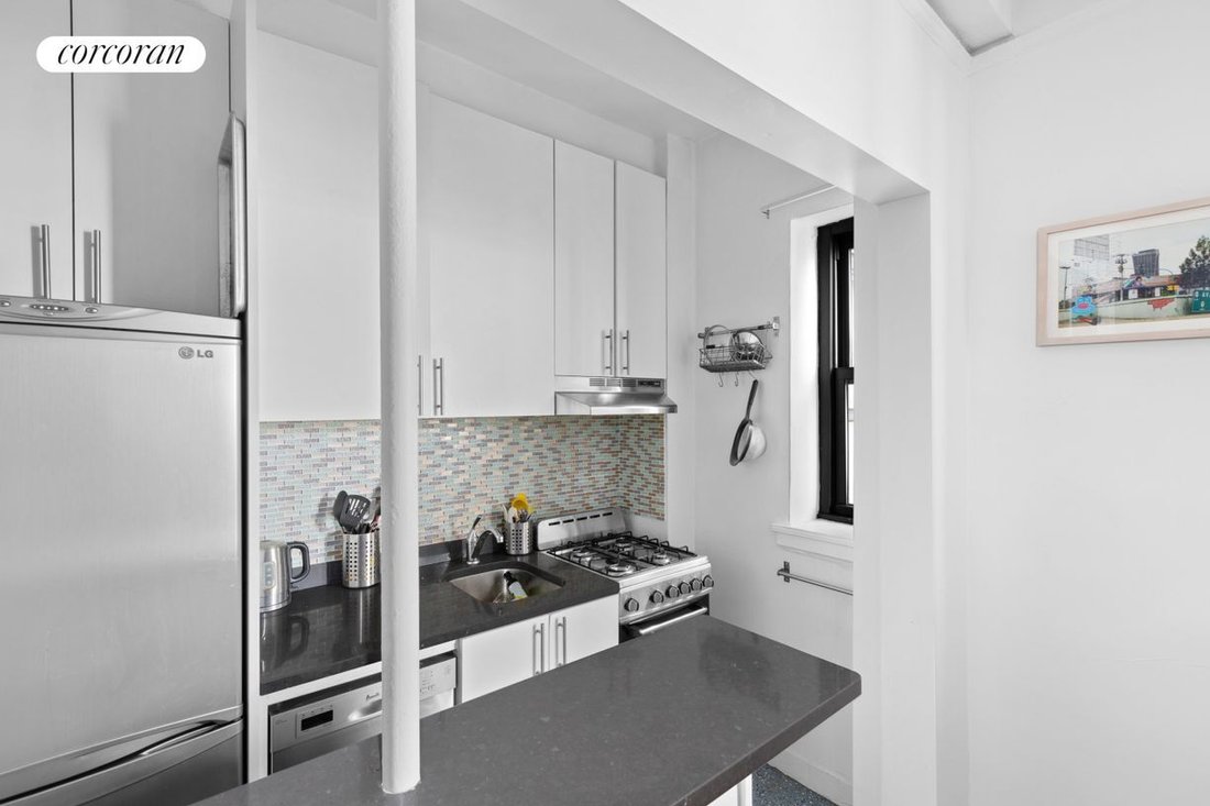 Condo in New York, New York, United States 5 - 18232265