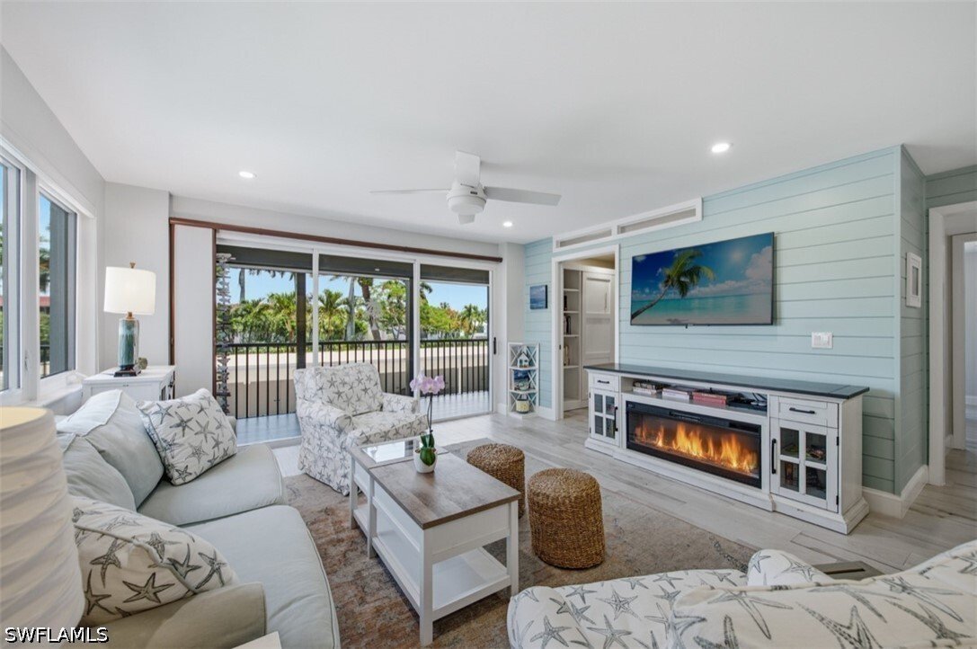 Condo in Naples, Florida, United States 3 - 18233752