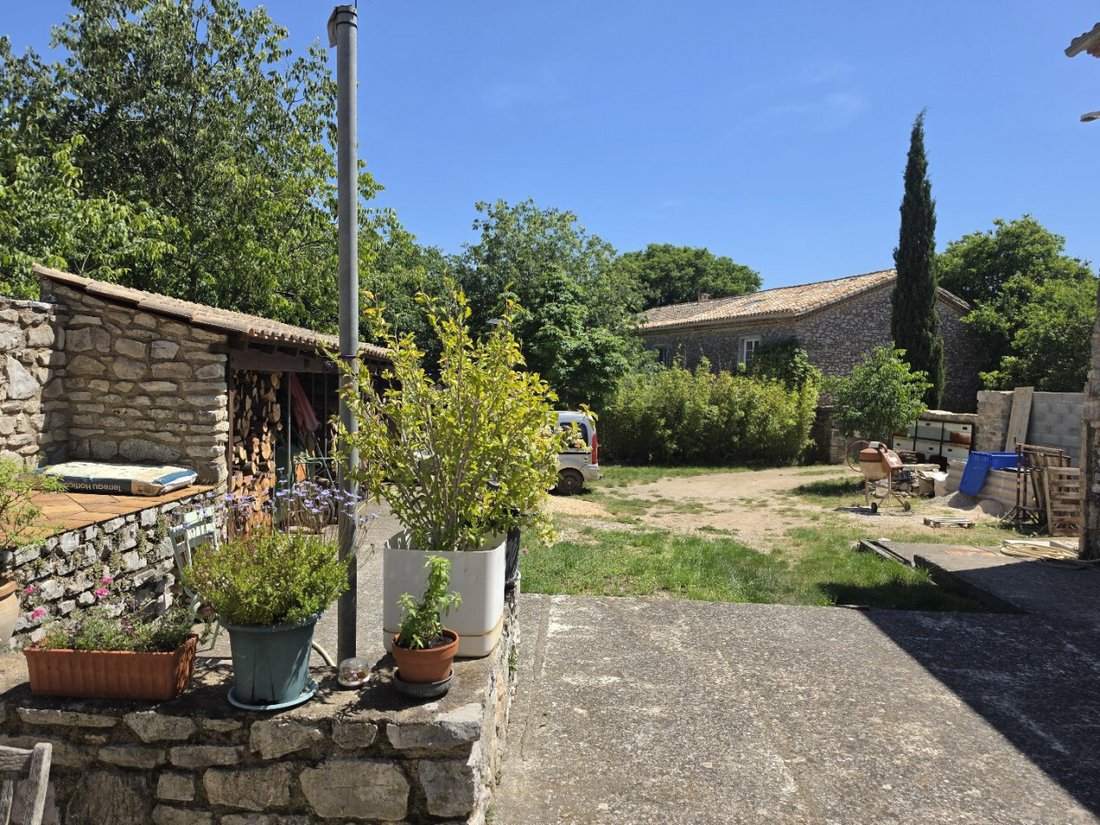 Estate in Saint-Martin-de-Londres, Occitania, France 1 - 18226116
