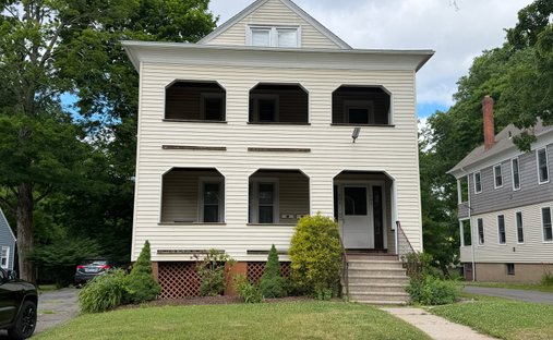 House in West Hartford, Connecticut, United States 1