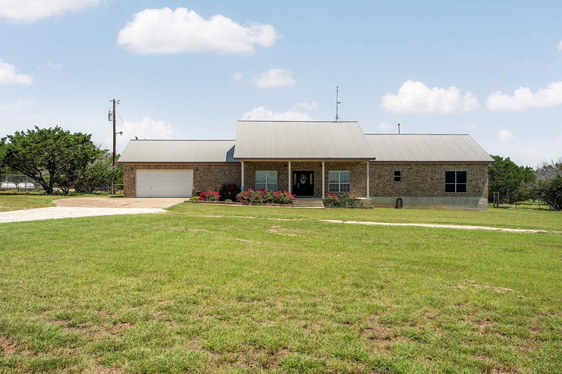House in Liberty Hill, Texas, United States 3 - 18227008