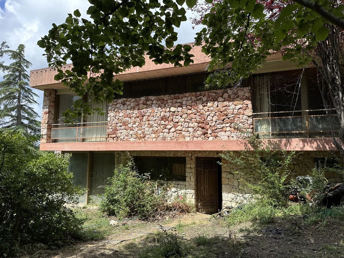Estate in Saint-Vallier-de-Thiey, Provence-Alpes-Côte d'Azur, France 2 - 18227418