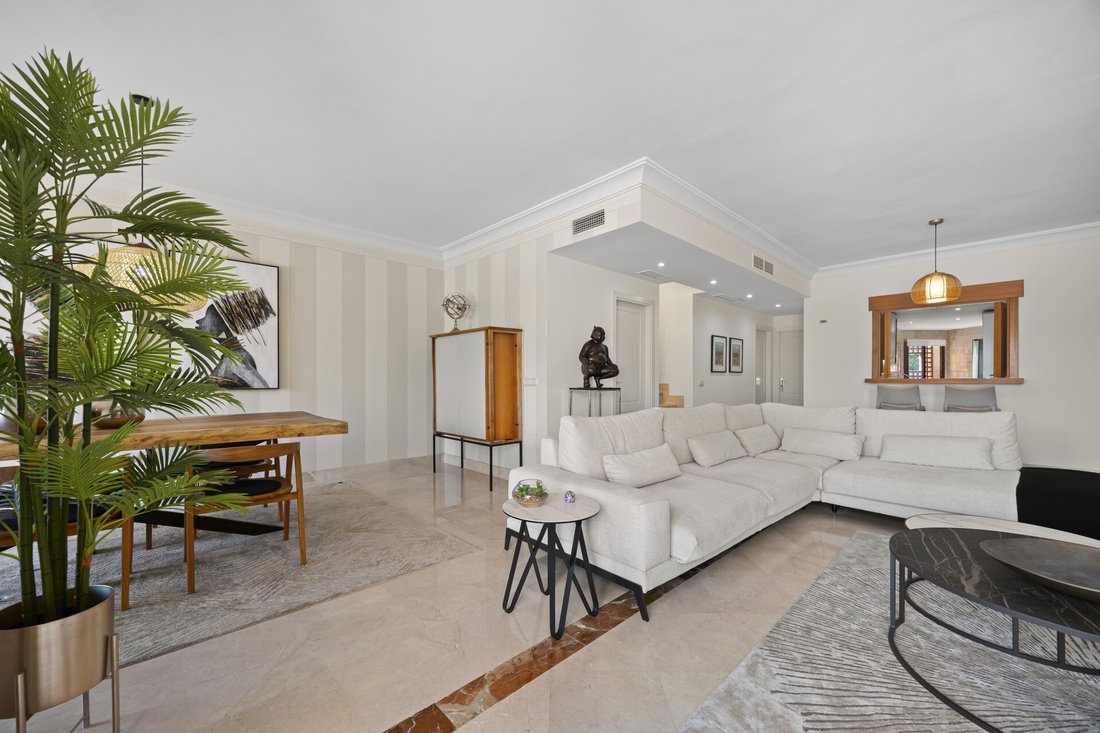 Penthouse in San Pedro de Alcantara, Andalusia, Spain 5 - 18230667