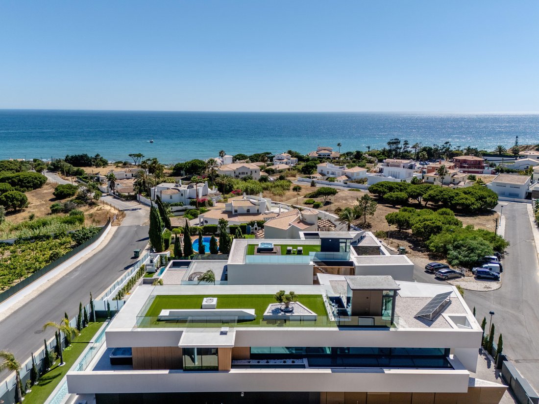 Villa in Olhos de Agua, Algarve, Portugal 2 - 18230540