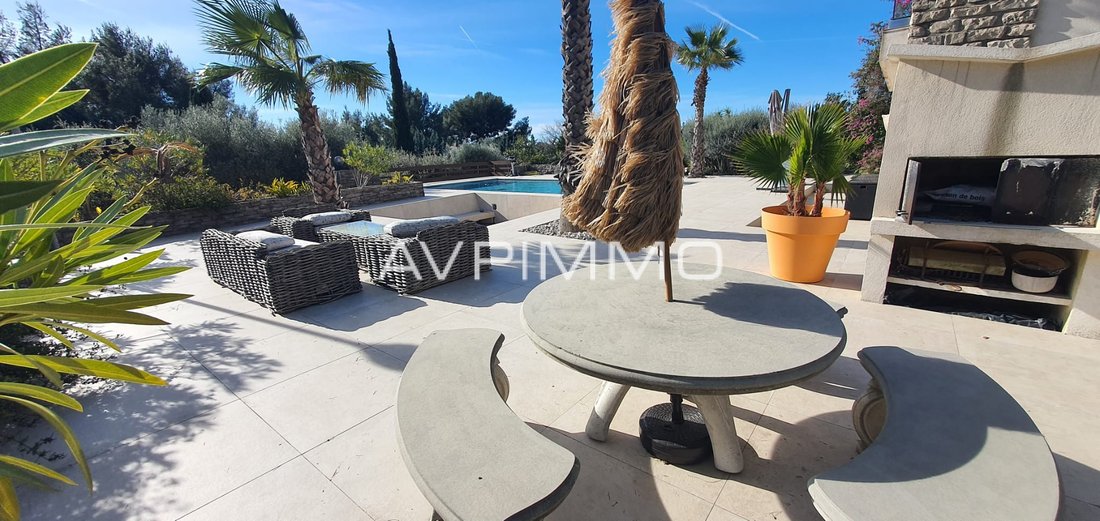 Villa in La Ciotat, Provence-Alpes-Côte d'Azur, France 2 - 18225952