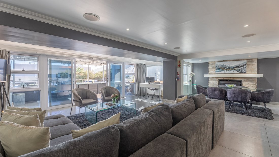 Apartment in Cape Town, Western Cape, South Africa 4 - 18227238