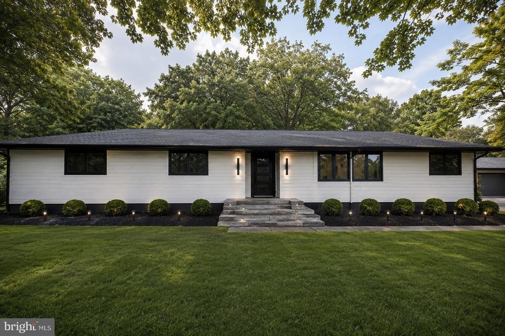 House in Monroe Township, New Jersey, United States 1 - 18226930