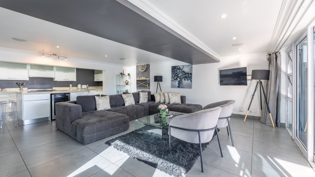 Apartment in Cape Town, Western Cape, South Africa 5 - 18227238
