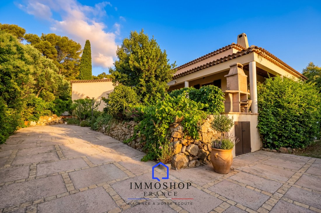 Villa in Ensuès-la-Redonne, Provence-Alpes-Côte d'Azur, France 3 - 18225979