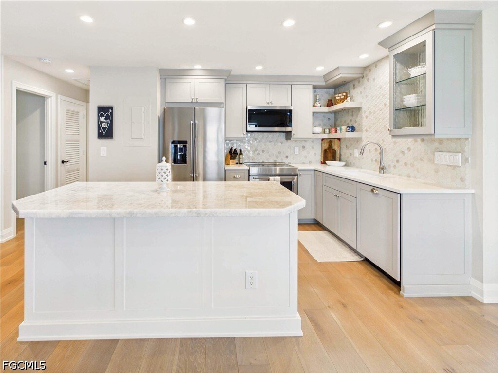 Condo in Marco Island, Florida, United States 3 - 18225787