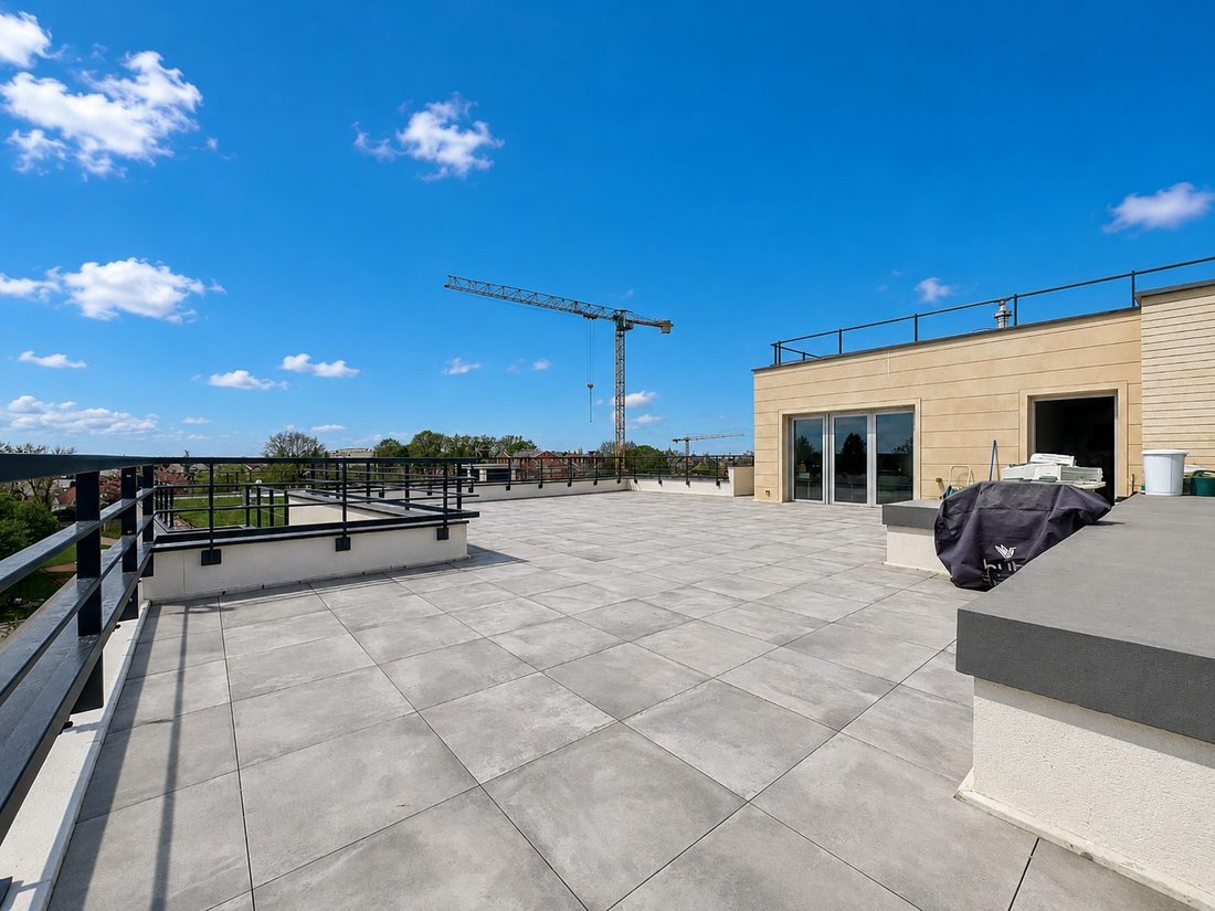 Apartment in Chennevieres-sur-Marne, Ile-de-France, France 2 - 17052906