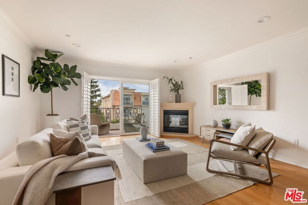 Condo in Los Angeles, California, United States 1 - 18229811