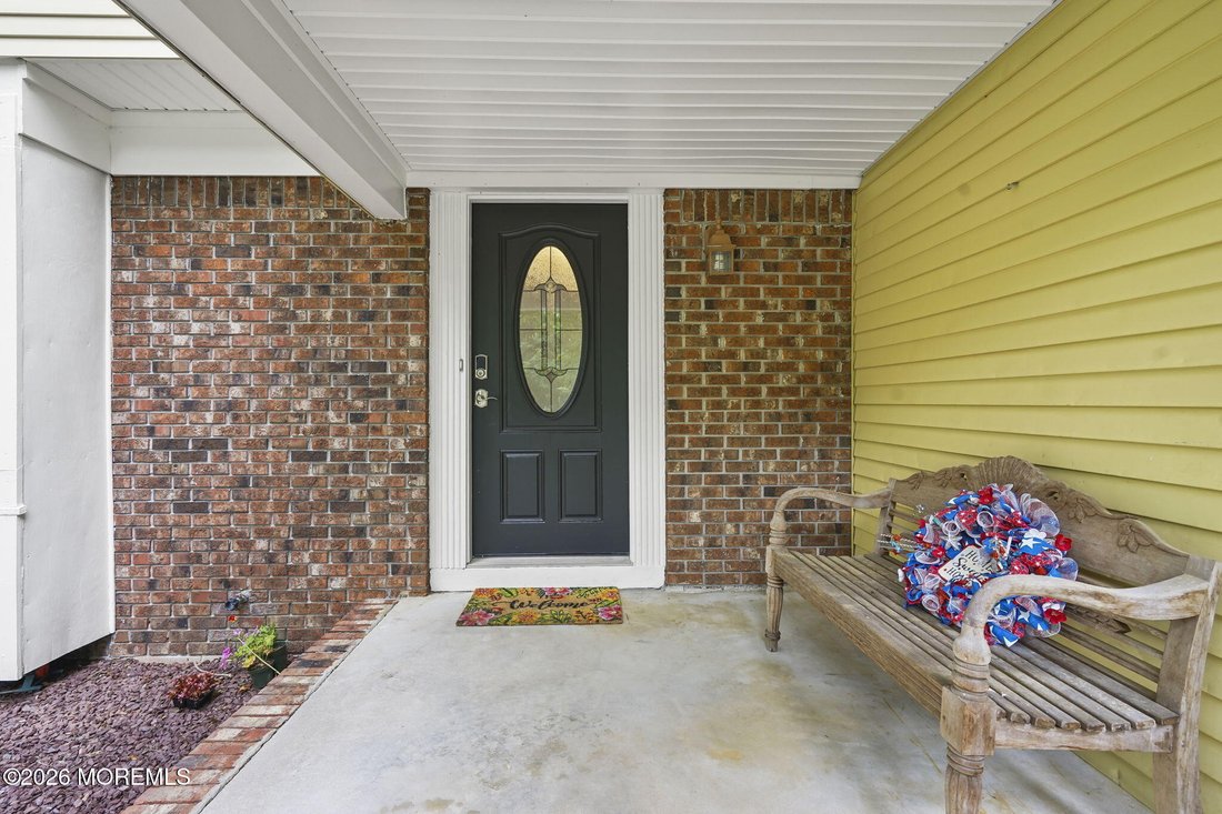 House in Freehold Township, New Jersey, United States 2 - 18226261