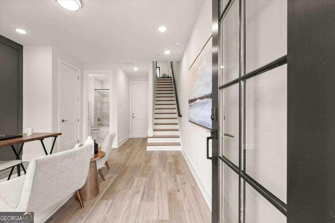 Townhouse in Alpharetta, Georgia, United States 3 - 18226075