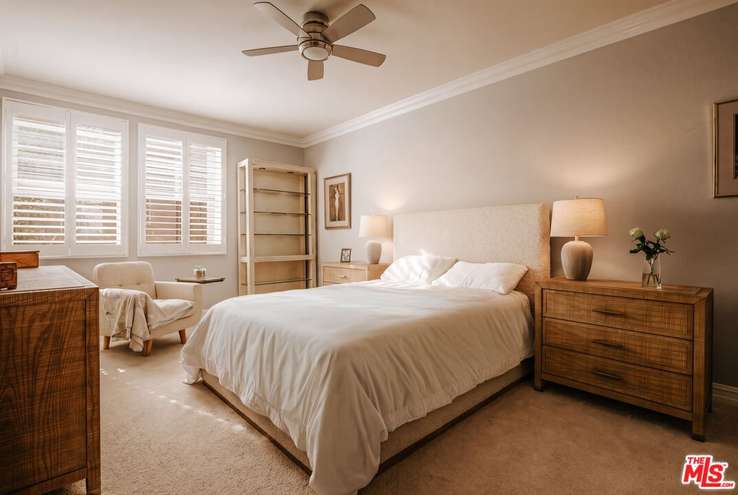 Condo in Los Angeles, California, United States 5 - 18232570