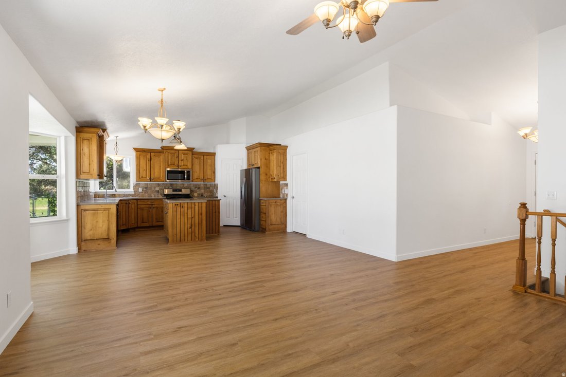 House in Riverton, Utah, United States 5 - 18233661