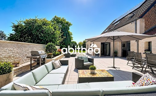 House in Thermal-Mont des Bruyeres, Saint-Amand-les-Eaux, France 1