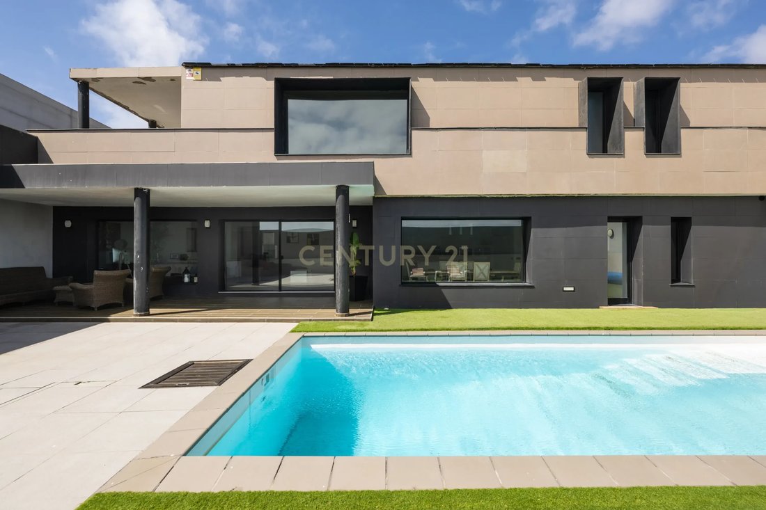 Villa in Telde, Canary Islands, Spain 1 - 18227204