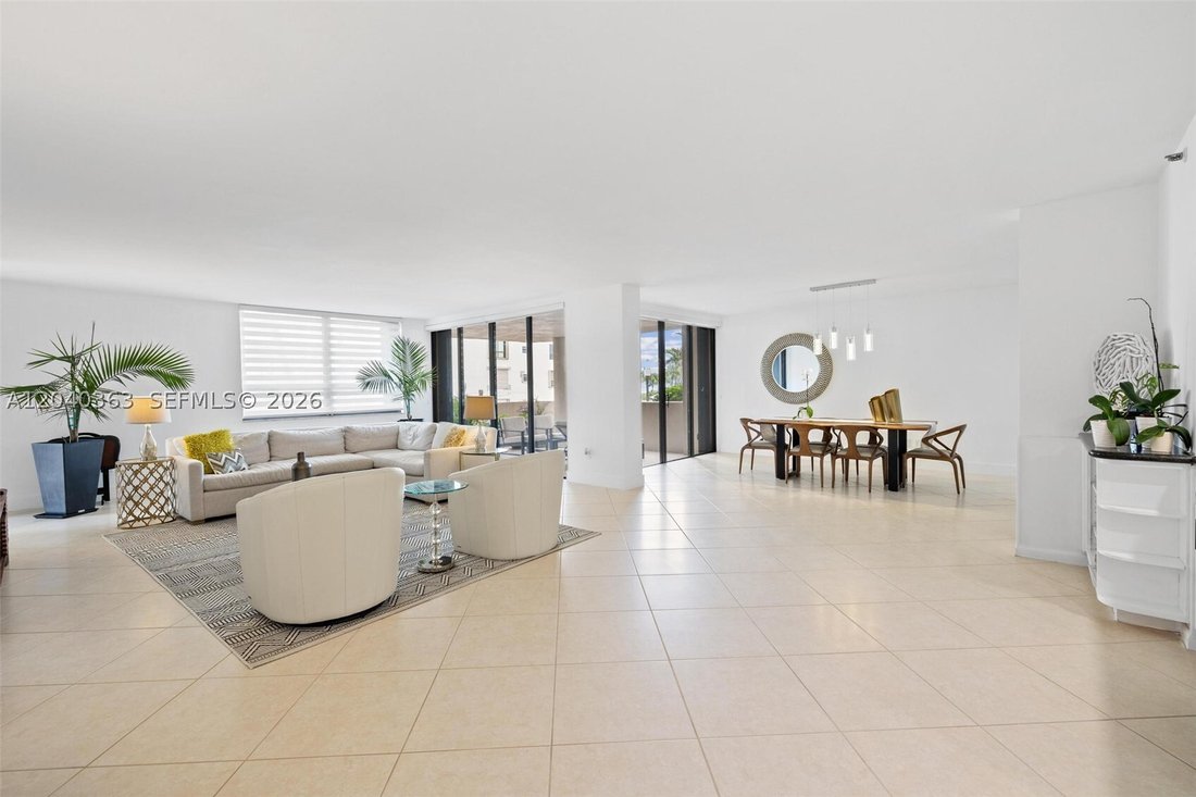 Condominio a Bal Harbour, Florida, Stati Uniti 1 - 18226383