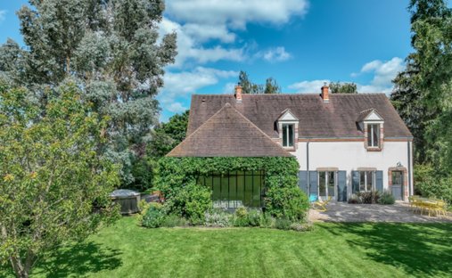 Haus in Montfort-l'Amaury, Île-de-France, Frankreich 1
