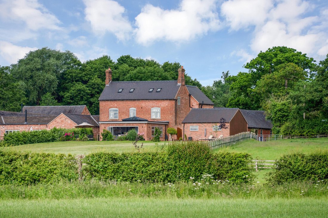 House in Derbyshire, England 1 - 18229976