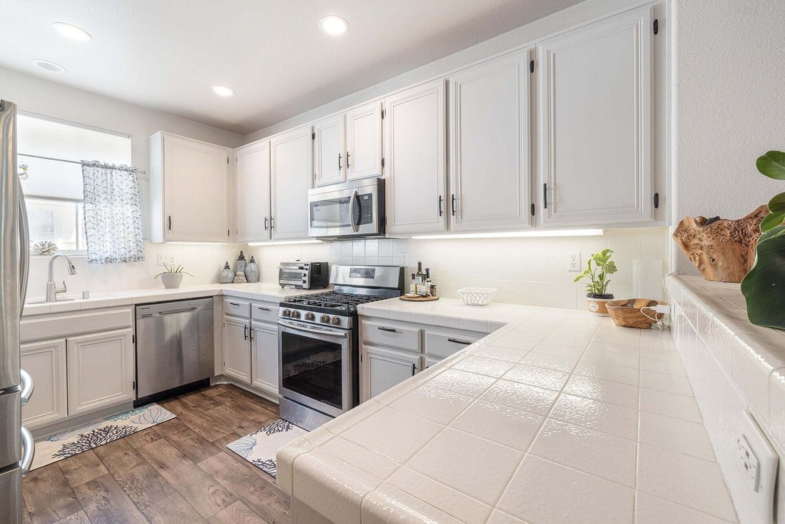 Condo in Ventura, California, United States 4 - 18227225