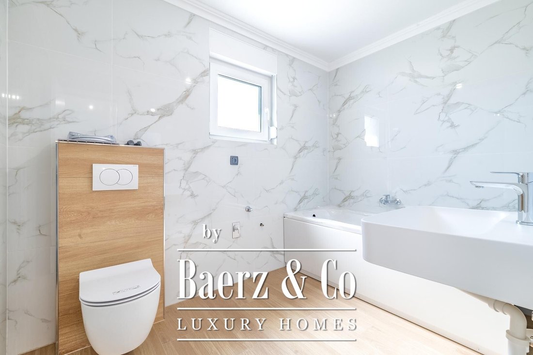 Townhouse in Mjesni odbor Perjavica - Borcec, Zagreb, City of Zagreb 4 - 18227105