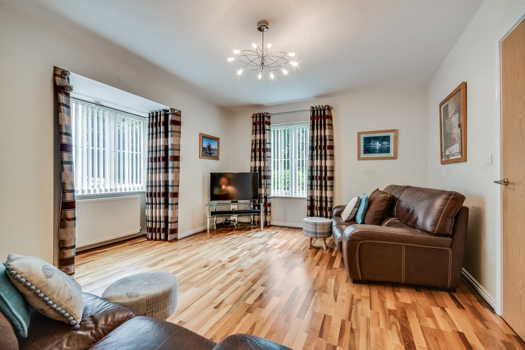 House in Moulsham Lodge, Chelmsford, England 3 - 18232618