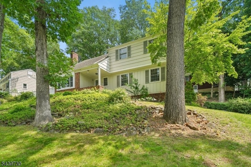 House in Berkeley Heights, New Jersey, United States 3 - 18229058