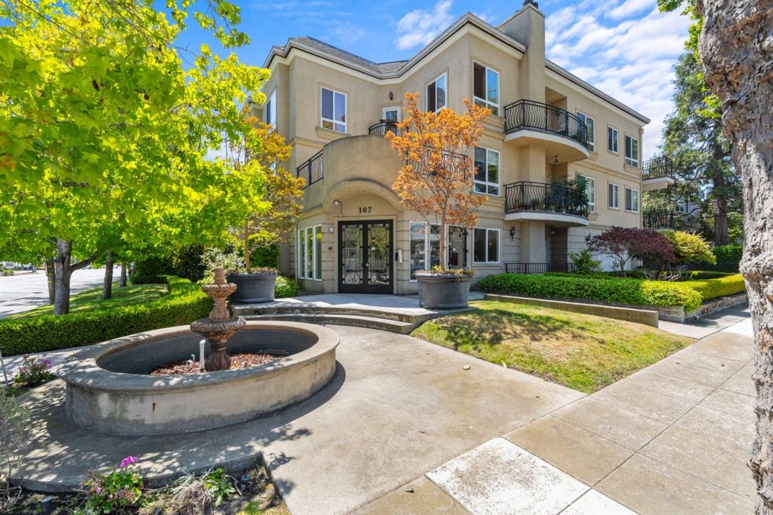 Condo in Burlingame, California, United States 2 - 18225420