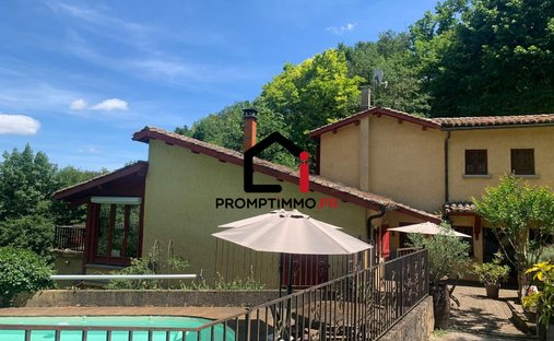 House in Couzon-au-Mont-d'Or, Auvergne-Rhône-Alpes, France 1