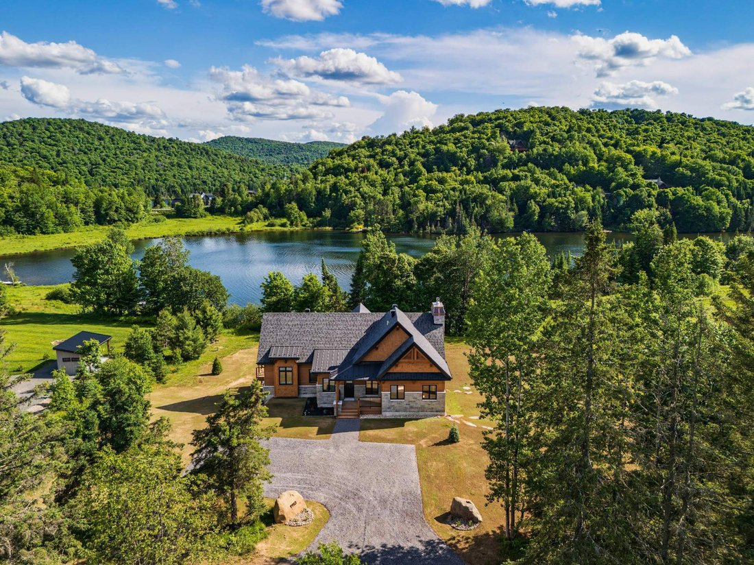 House in Saint-Faustin-Lac-Carré, Quebec, Canada 1 - 18230568