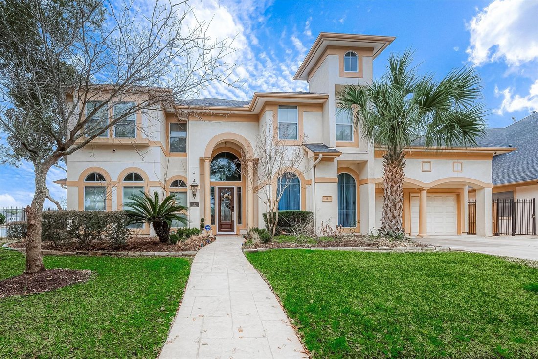 House in Sugar Land, Texas, United States 2 - 18226510